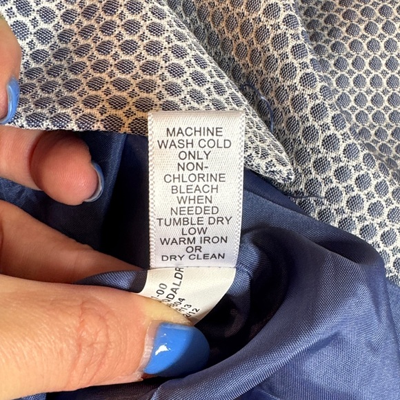 Banana Republic Blue and White Patterned Dress EUC with Pockets!! - Picture 10 of 10